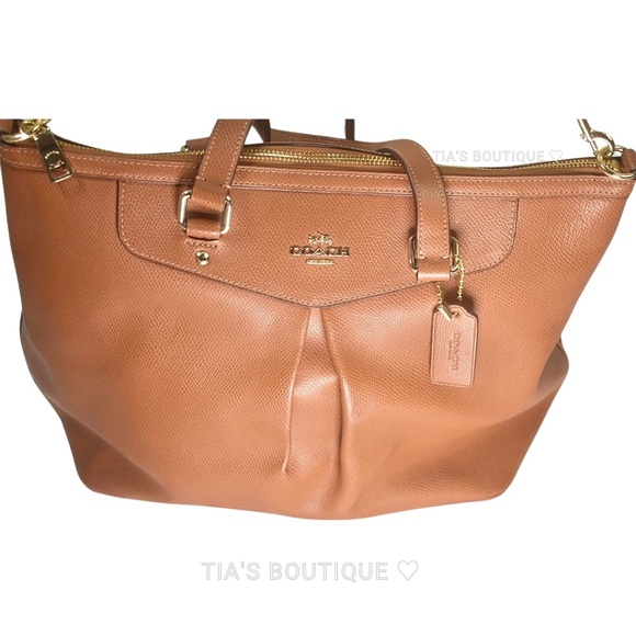 COACH PLEATED TOTE IN CROSSGRAIN LEATHER
F34680 tan/ gold - Picture 1 of 12